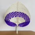 Ventaglio in bambù intrecciato a mano, pratico ventaglio estivo a foglia con motivo viola. - Viola (Grande)