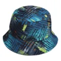 Gedetailleerd close-up van de stijlvolle hoed met een abstract blauw en zwart patroon. - 3#