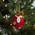 Grazioso ornamento per albero di Natale in feltro rosso pecora con dettagli in legno festivo. - Pecorella rossa