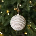 Adorno colgante para arbol de navidad estilo nordico bola de yute y algodon beige 10cm - Estilo C / 10cm
