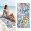 Microfiber quick-drying beach towel featuring a trendy holographic liquid metal abstract pattern. - 40*60cm / Holographic Metallic Liquid Style (14)