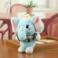 Süßer blauer Plüsch Elefant Schlüsselanhänger mit Krone und Karomuster Kragen plüsch Tier. - Blau