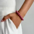 Rosa gesprenkeltes Perlenarmband für Damen, stilvoller Sommer Freizeit Armschmuck Accessoire. - Armband (0219) / Fuchsie