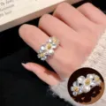 Elegant multi-flower silver ring with gold stamen centers, chic open adjustable design. - Multi-layer Flower Frosted Style (JZ5244) / Open Adjustable