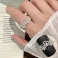 Exquisiter silberner durchbrochener Spitzenring, Vintage mehrschichtiger verstellbarer Ring. - Vintage-Spitzen-Mikro-Set-Stil (JZ5408)