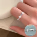 Minimalist silver floral ring, trendy geometric open ring, elegant stackable jewelry. - 3D Flower Blue Gemstone Style (JZ5494)