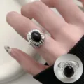 Vintage silver ring with black oval stone textured band open finger jewelry for women - Hammered Black Gemstone Ring(JZ5136)