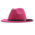 Damen Rosa Wolle Fedora Hut Flache breite Krempe Jazz Hut mit Schwarzem Gurt Feder Dekor - Erwachsene (56-58CM) / Fuchsia