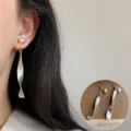 Pendientes largos retorcidos plateados con perno de perla para mujer elegantes joyas accesorios - Estilo Espiral Larga Perla Plateado (ED2426)