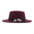 Weinroter Flacher Wollfilz Fedora Hut mit Eleganten Perlen Schwarzem Band Damen Variante - Kinder 54cm / Burgunderrot