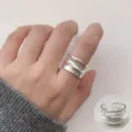 Anillo abierto plateado variante, diseño geométrico multicapa, elegante joyería para dedos. - Estilo Irregular Multicapa (JZ5633)