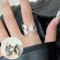Anillo abierto de metal geométrico diseño de nicho forma de onda irregular ajustable - Abierto Ajustable / Estilo Plata JZ5466