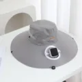 Chapeau de soleil gris avec ventilateur solaire intégré, large bord protection UV extérieur. - Solaire + Rechargeable 600MA / Gris clair