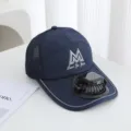 Zomerse USB oplaadbare ventilator honkbalpet voor volwassenen, zonwerende mesh hoed. - Zonne Energie en Oplaadbaar Model 600MA / Marineblauw