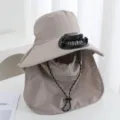 Vue détaillée du chapeau de soleil d'extérieur avec ventilateur de refroidissement électrique. - Solaire + Rechargeable 600MA / Gris