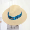 Strohfedorahut mit blauem Kutschenband Sommer Strand Outdoor Sonnenschutz breite Krempe Hut - Gebrochenes Weiß