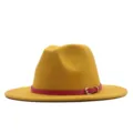 Gelber Filzhut Fedora mit rosa Lederriemen und Schnalle, stilvolle elegante Damen Kopfbedeckung. - Yellow (Rose Red Belt) / Erwachsene (56-58cm)