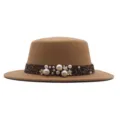 Sombrero fieltro lana plano marrón con cinta perla leopardo para otoño invierno. - Camel / M (56-58cm)