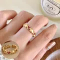 Gold heart ring with red stones, minimalist open adjustable finger ring for women fashion. - Irregular Geometric Heart Red Rhinestone Style (JZ7873)
