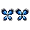 Wunderschöne Schmetterling Ohrstecker mit blauen Zirkonia Steinen und funkelndem Silber. - Blau