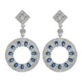 Elegante silberne Ohrringe mit glitzerndem Zirkon und blauen Steinen für Damenalltag. - Blau