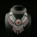 Vintage ethnische silberne mehrlagige Choker Halskette mit roten Steinen Damen Schmuck - Antiksilber Rot