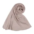 Hermoso pañuelo hijab de modal con pedrería kaki, elegante bufanda brillante variante. - Caqui Claro (08)