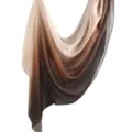 La hermosa bufanda larga de modal degradada ligera y transpirable para mujer marron - 80*180cm / Negro y Rojo (02)