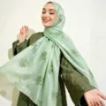 Light green embroidered island silk hijab, fashionable sun protection scarf for women. - 180*70cm / Light Green