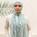 Chiffon printed scarf and matching hijab set in light teal with elegant paisley pattern. - Size 18