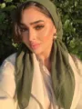 Foulard carré vert olive uni, matière coton lin douce, élégant hijab tendance et stylé. - Vert olive