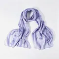 Elegante sciarpa con paillettes ricamate viola, tessuto satinato setoso, foulard. - 170x70cm / 09 Viola