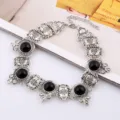 Statement choker halsketting in vintage stijl met zwarte stenen en strass in antiek zilver. - Antiekzilver zwart