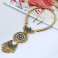 Vintage Gold Böhmisch Statement Halskette Set mit Strass Türkis Feder Anhänger Damen - Antikgold und Blau