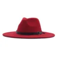 Roter Woll-Fedora-Hut für Damen und Herren, stilvoller Winter-Jazzhut mit Ledergürtel. - M (56-58cm) / Rot