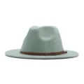 Chapeau feutre vert clair avec fine ceinture marron élégante, accessoire automne hiver idéal. - M (56-58cm) / Vert Pâle