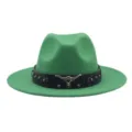 Sombrero de vaquero verde ala ancha fedora de jazz con cinta de cuero y cabeza de toro - M (56-58cm) / Verde