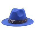 Chapeau fedora en feutre bleu avec décoration de crâne de taureau et rivets pour voyage. - M (56-58cm) / Bleu saphir