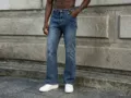 Stilosi jeans dritti vintage lavati con pannelli da uomo, pantaloni denim streetwear scuri. - Taglia S / Blu