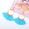 Böhmische blaue Quasten große Creolen für Damen, stilvoller Modeschmuck Statement Ohrring. - Himmelblau
