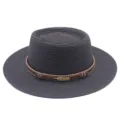 Damen Sommer Strohhut Strandurlaub Sonnenschutz flache Oberseite Fedora Hut mit Feder - M (56-58cm) / Schwarz