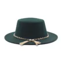 Dunkelgrüner Woll-Boater-Hut mit Perlenkette und schicken Troddeln für Damen stilvoll. - M (56-58cm) / Fedora / Dunkelgrün