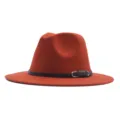 Oranger Filz Fedora Hut für Damen, breite Krempe Winter Jazz Hut mit schwarzem Gürtel Schnalle. - Karamellbraun