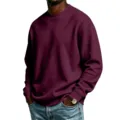 Schweres Herren-Sweatshirt mit Rundhalsausschnitt in Burgund, minimalistisch, lange Ärmel. - S / Oberteile / Burgunderrot