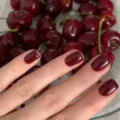 Dark red short square press on nails, glossy cherry color fake nails variant SKU display. - JP3104 (Cherry Red)