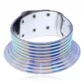 Holografischer mehrschichtiger Festival Halskragen Choker Detailansicht mit glänzender Metalloptik. - AB-Farbe