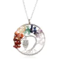 Collana albero della vita fatta a mano con pietre di cristallo colorate e ciondolo gufo. - Colorato