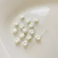 Perline in lega di fico bianco per gioielli fai da te, accessori per bracciali, 5x5mm, foro 1.5mm. - Stile Fico / 1 Pezzo / Bianco