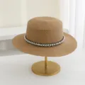 Zomerse Franse elegante strohoed met platte rand en parelband voor dames strand zonbescherming - M (56-58cm) / Khaki