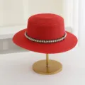 Zomerse Franse elegante strooien hoed voor dames, modieuze parel strand zonnehoed stijl. - M (56-58cm) / Rood